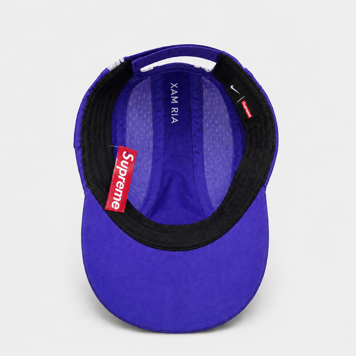 GORRA SUPREME X NIKE PURPLE