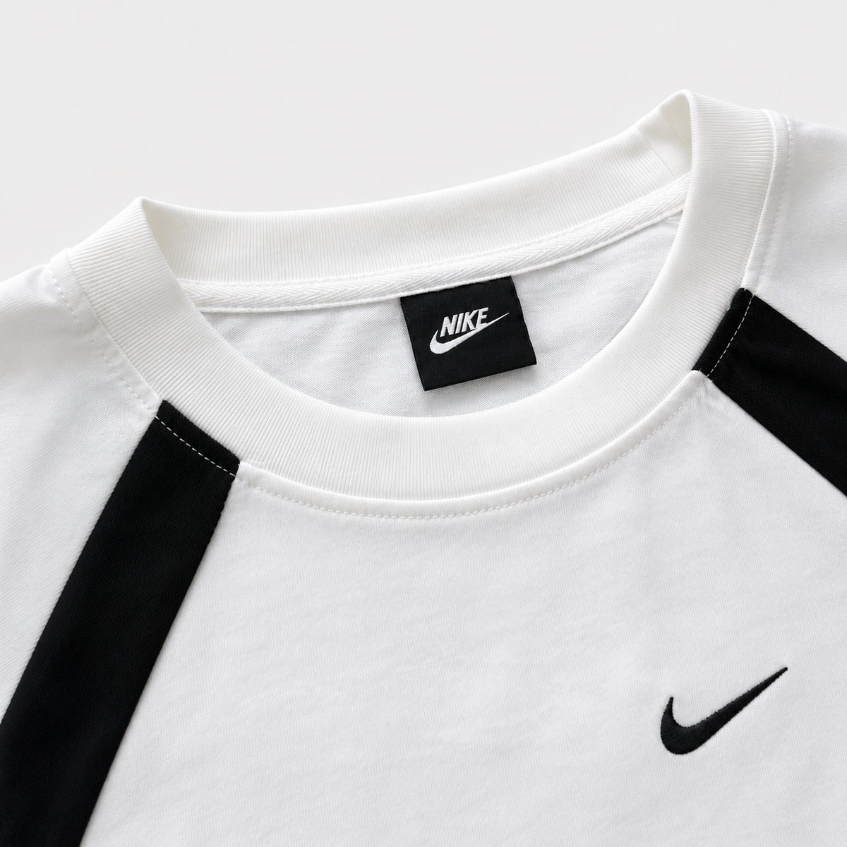 CAMISETA NIKE WHITE