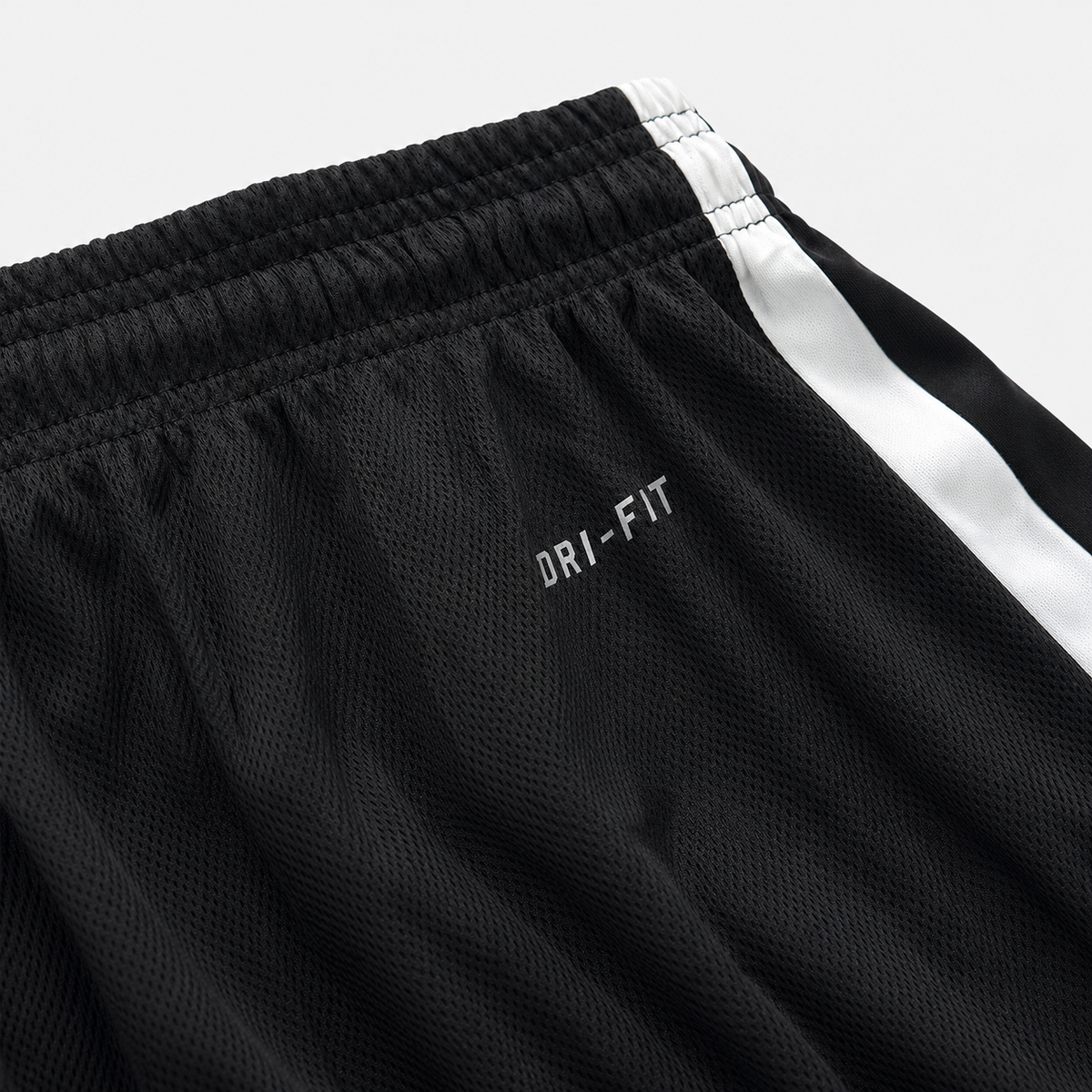 NBA NIKE DOBLE NEGRO