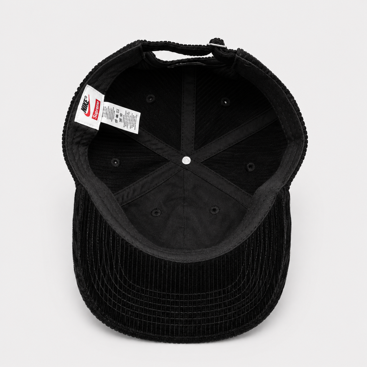 GORRA SUPREME X NIKE PANA