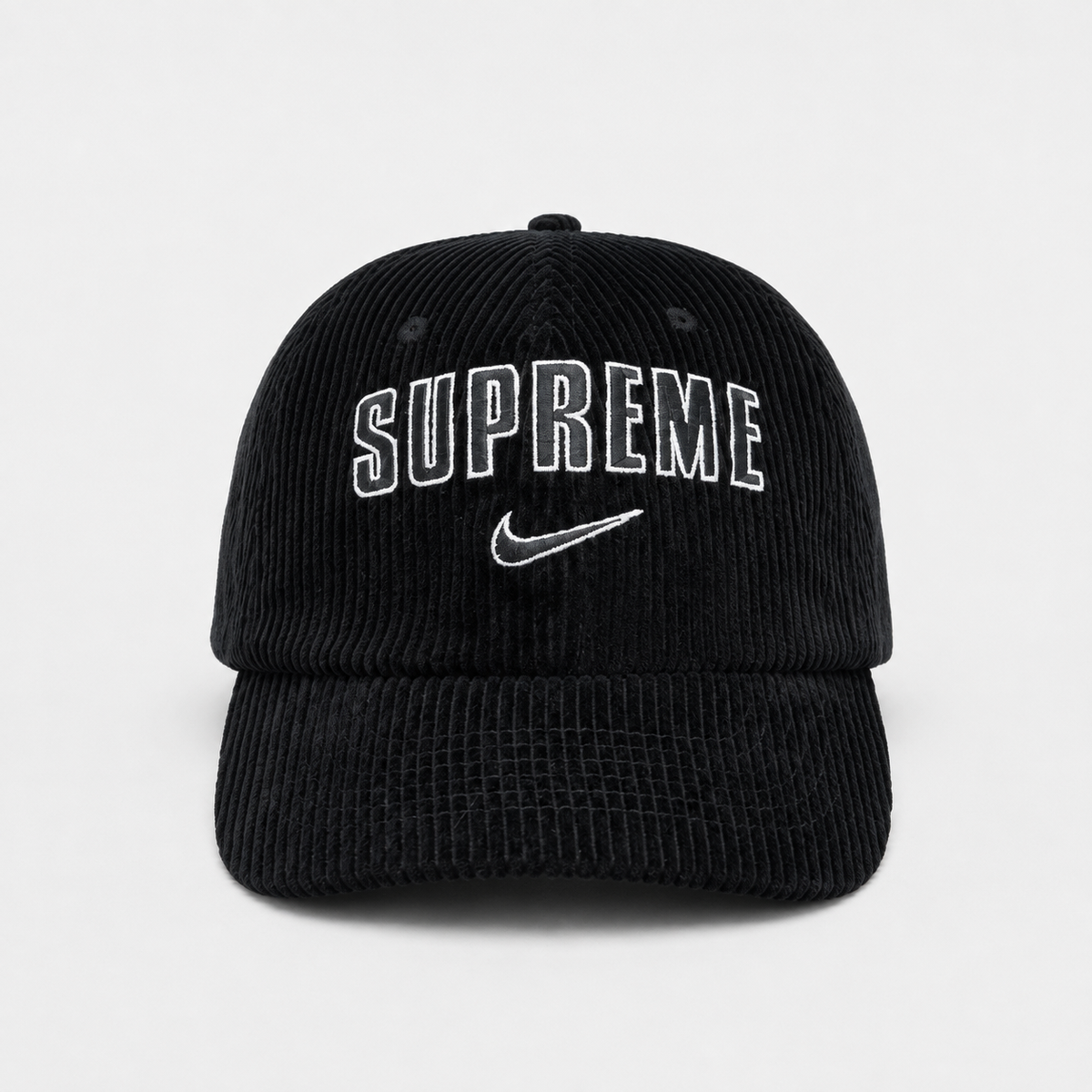 GORRA SUPREME X NIKE PANA