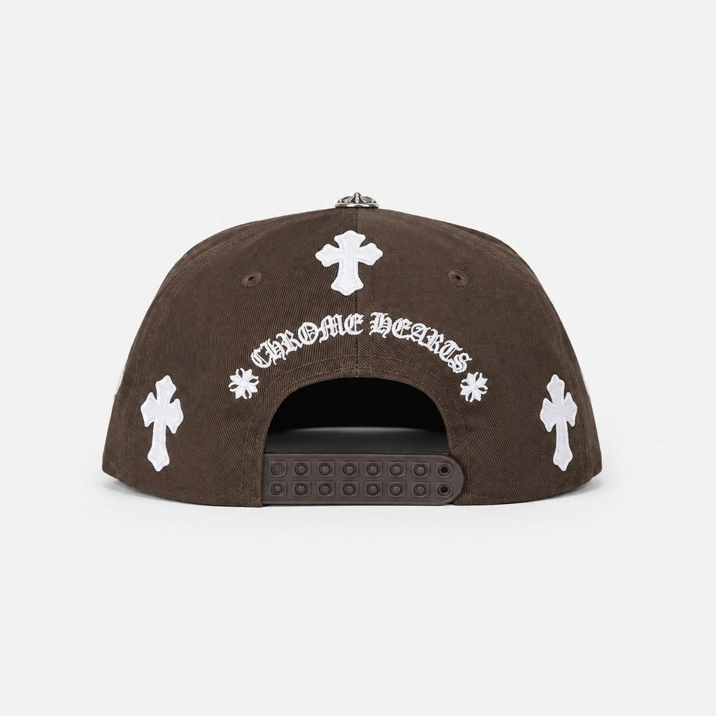 GORRA CHROME HEART MARRÓN