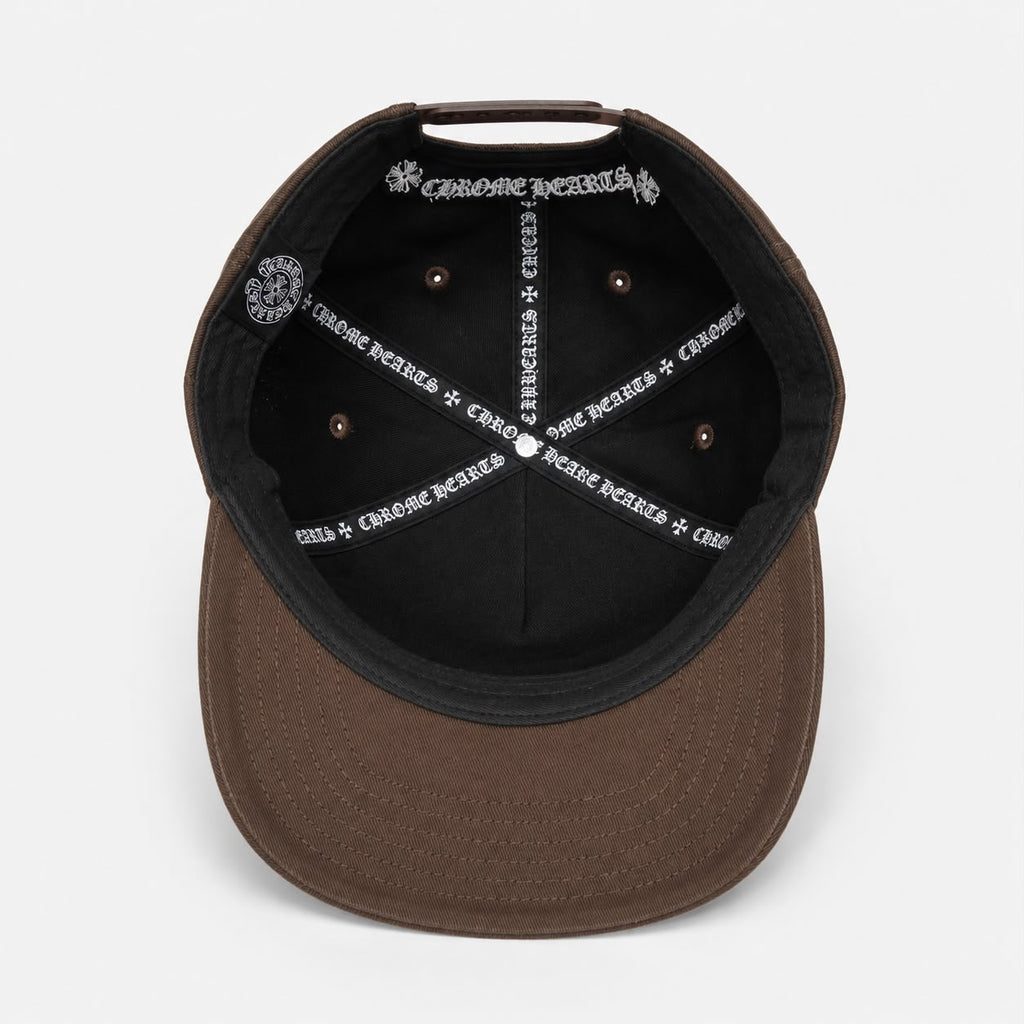 GORRA CHROME HEART MARRÓN